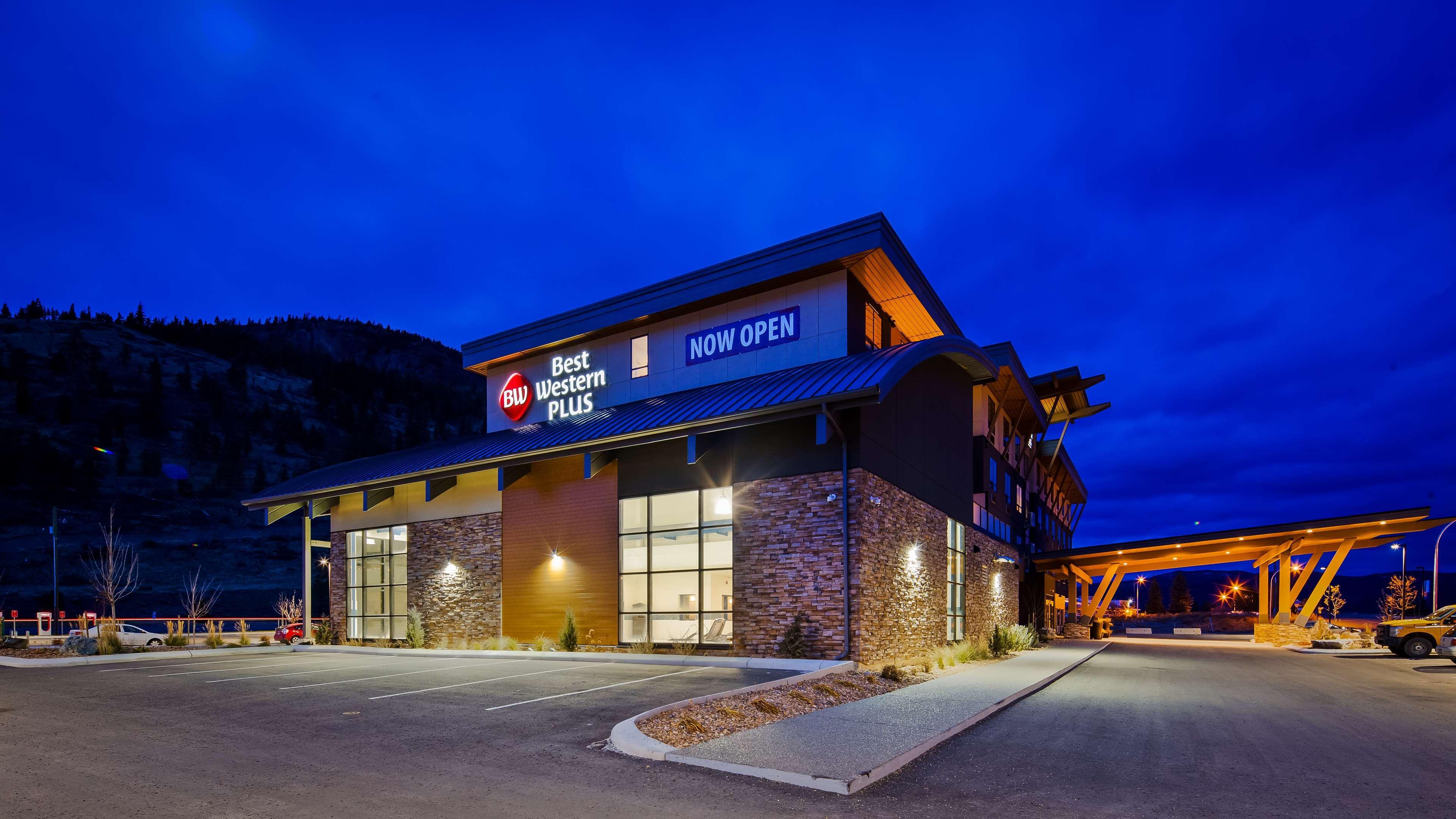 Best Western Plus Merritt Hotel Esterno foto