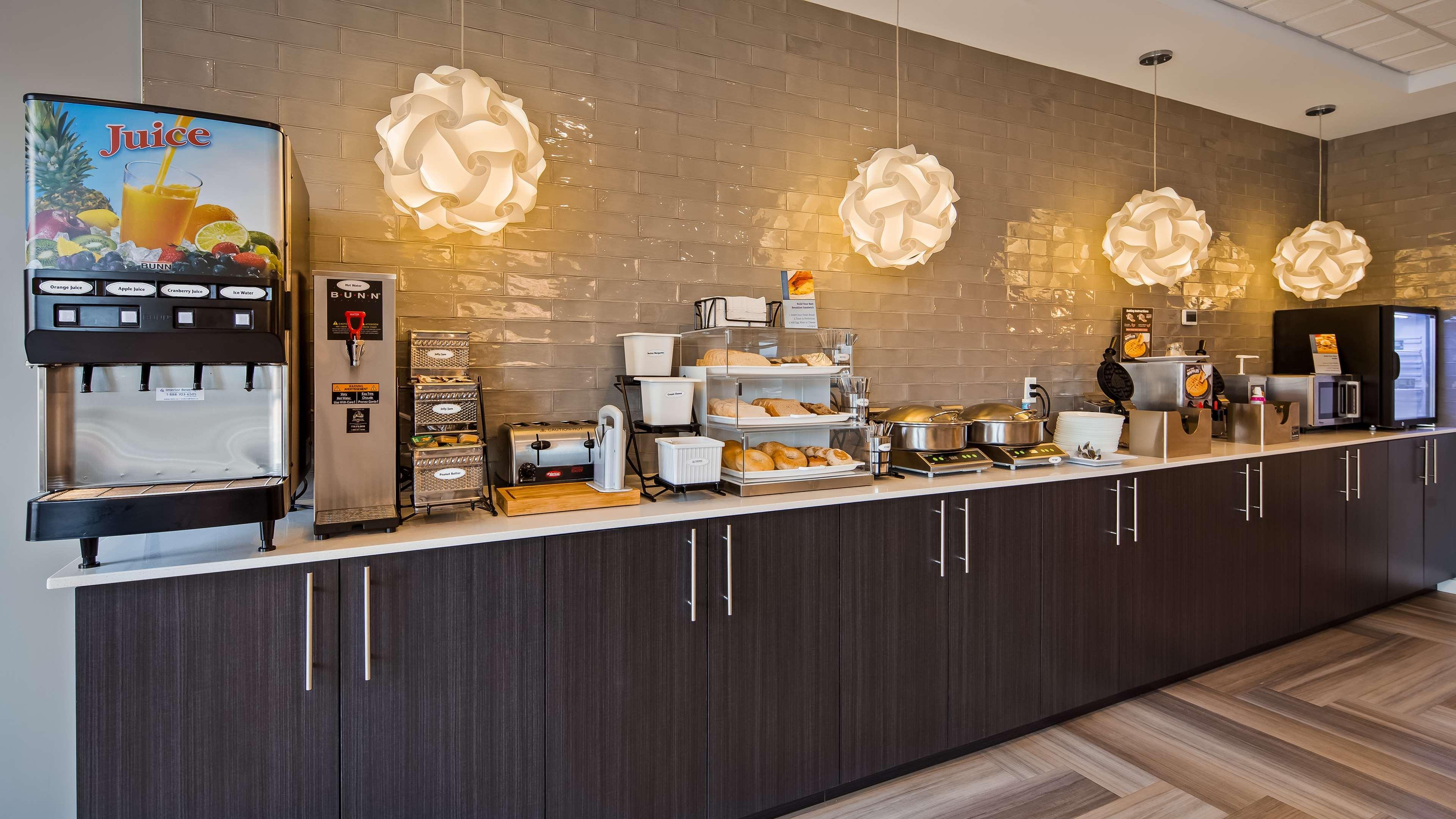 Best Western Plus Merritt Hotel Esterno foto