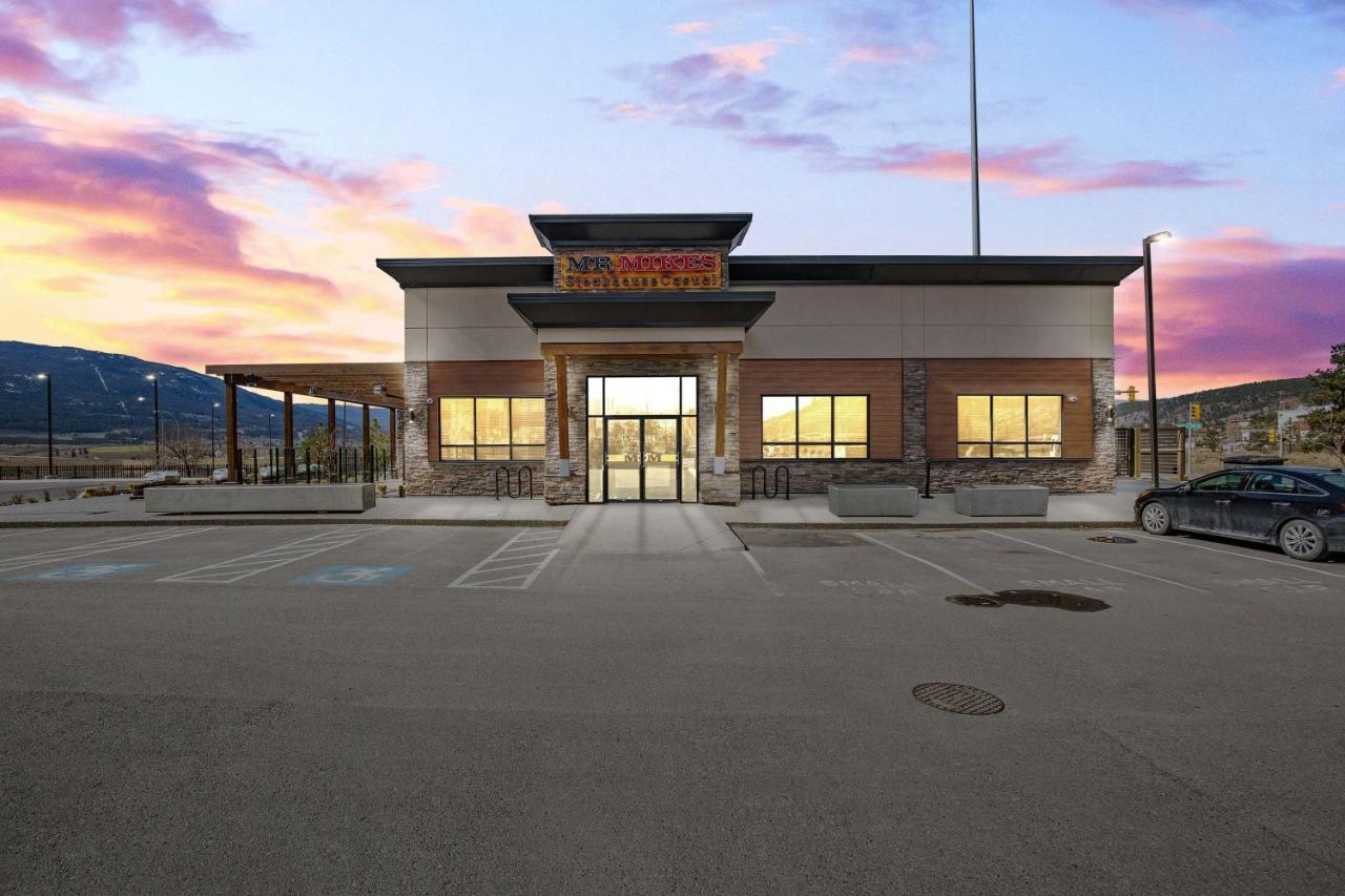 Best Western Plus Merritt Hotel Esterno foto