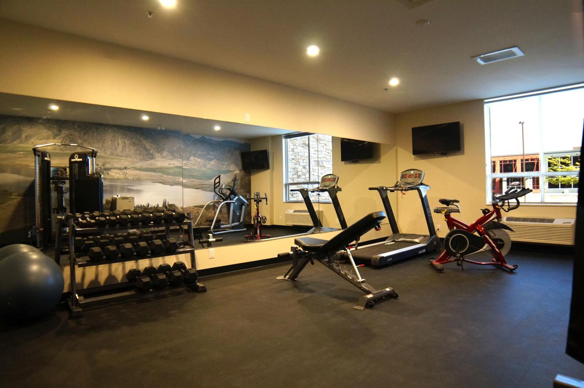 Best Western Plus Merritt Hotel Esterno foto